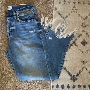 PISTOLA JEANS WITH DISTRESSED HEM